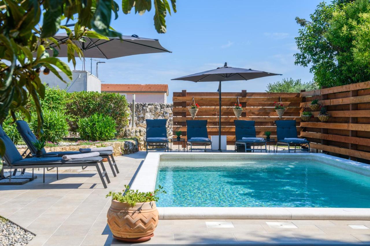 Haus Rustica Villa Póla Kültér fotó