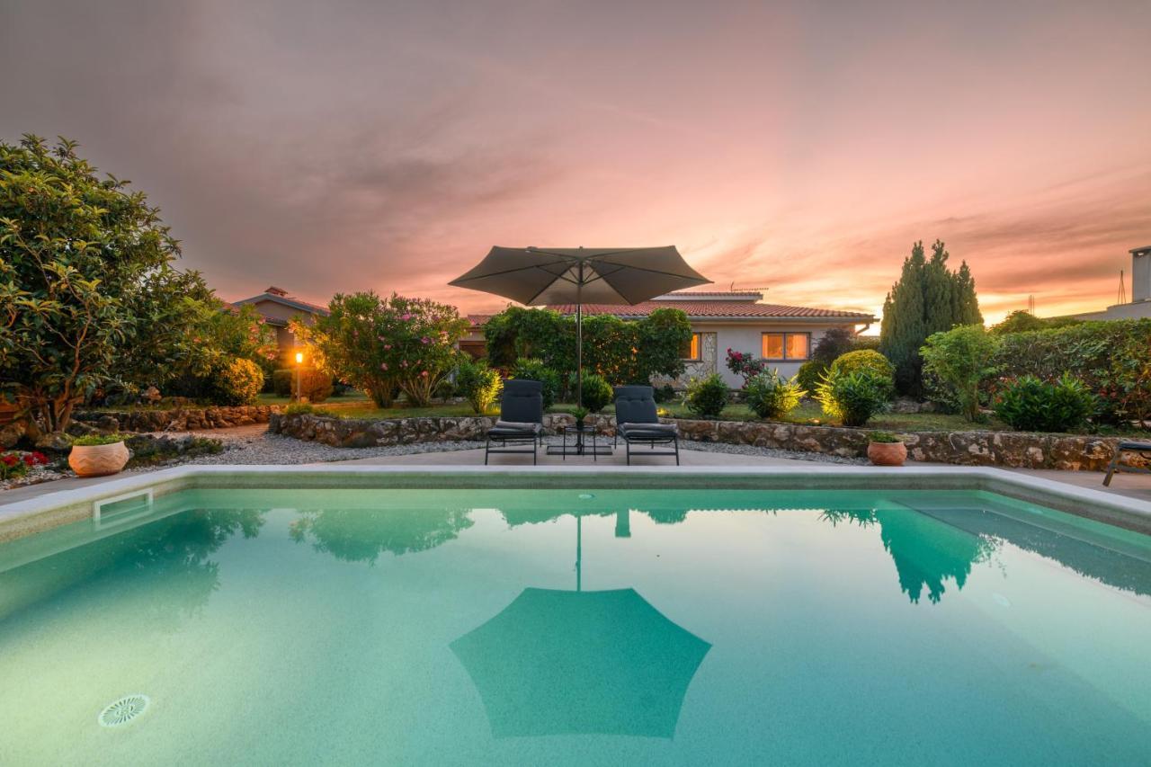 Haus Rustica Villa Póla Kültér fotó