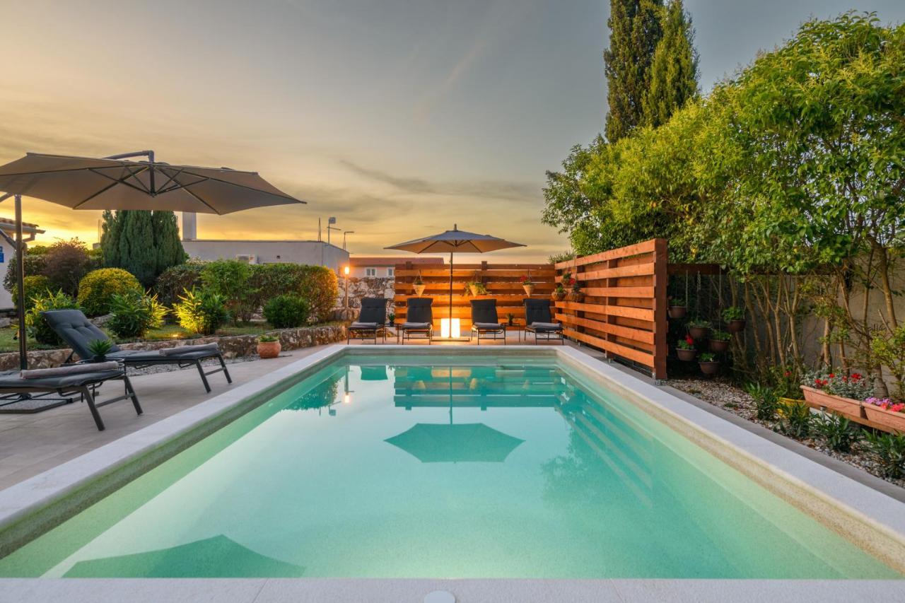 Haus Rustica Villa Póla Kültér fotó
