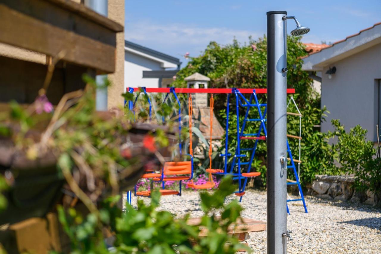 Haus Rustica Villa Póla Kültér fotó