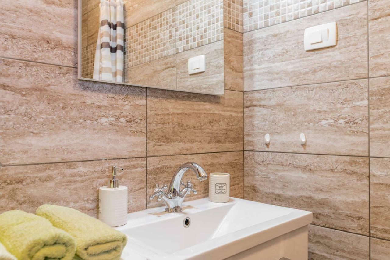 Haus Rustica Villa Póla Kültér fotó